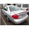 Image 4 : 2002 Ford Taurus