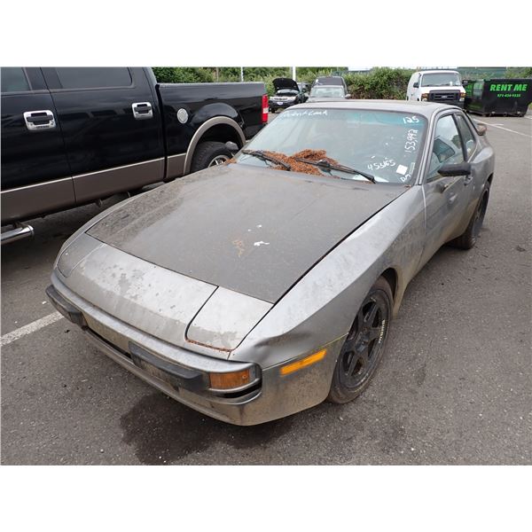 1985 Porsche 944
