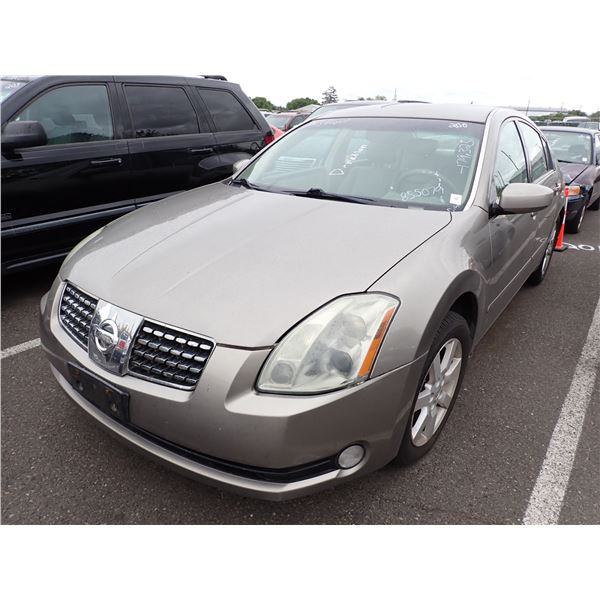 2004 Nissan Maxima