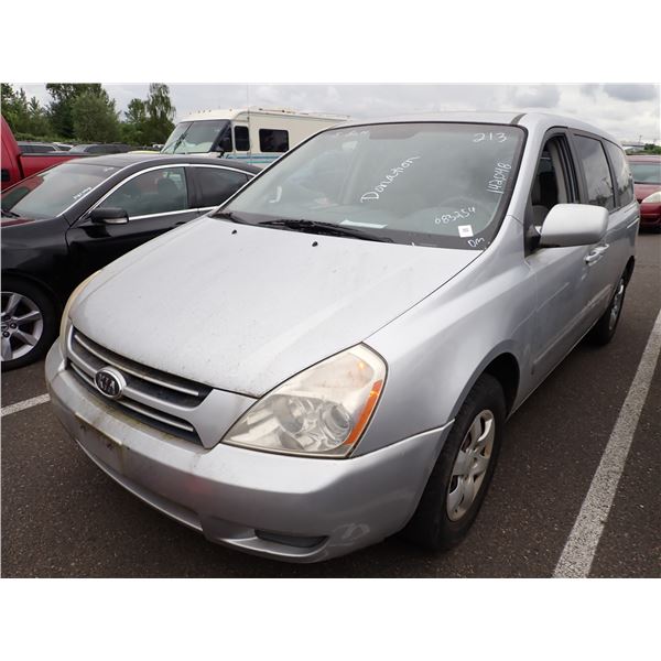 2006 Kia Sedona