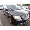 Image 2 : 2012 Chrysler Town and Country