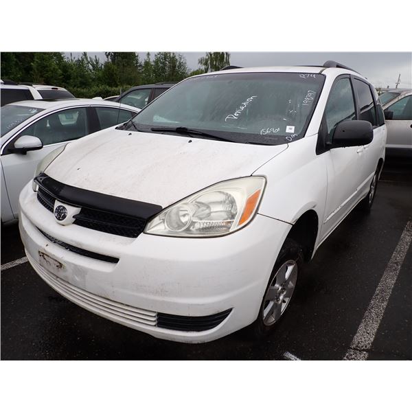 2004 Toyota Sienna