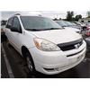 Image 2 : 2004 Toyota Sienna