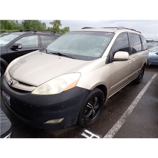2006 Toyota Sienna