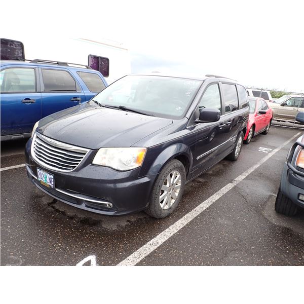 2014 Chrysler Town and Country