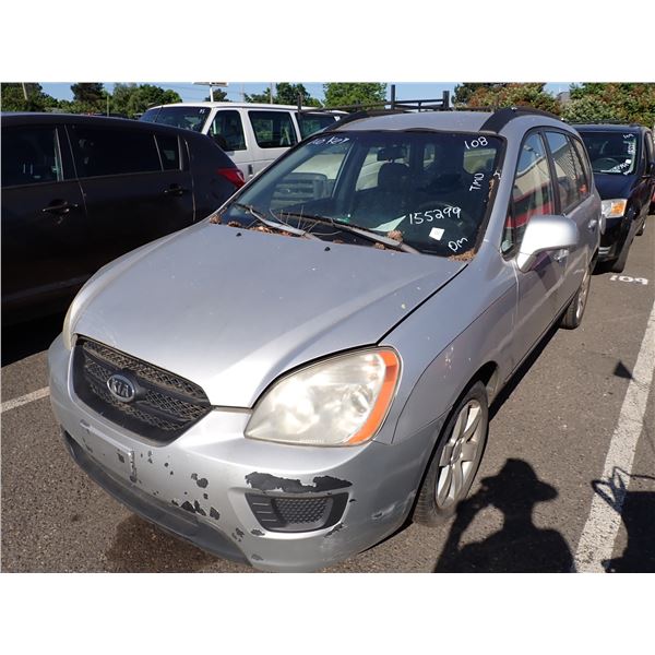 2008 Kia Rondo