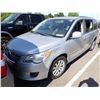Image 1 : 2012 Volkswagen Routan