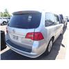 Image 3 : 2012 Volkswagen Routan