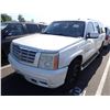Image 1 : 2003 Cadillac Escalade ESV