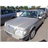 Image 1 : 1995 Mercedes-Benz E320