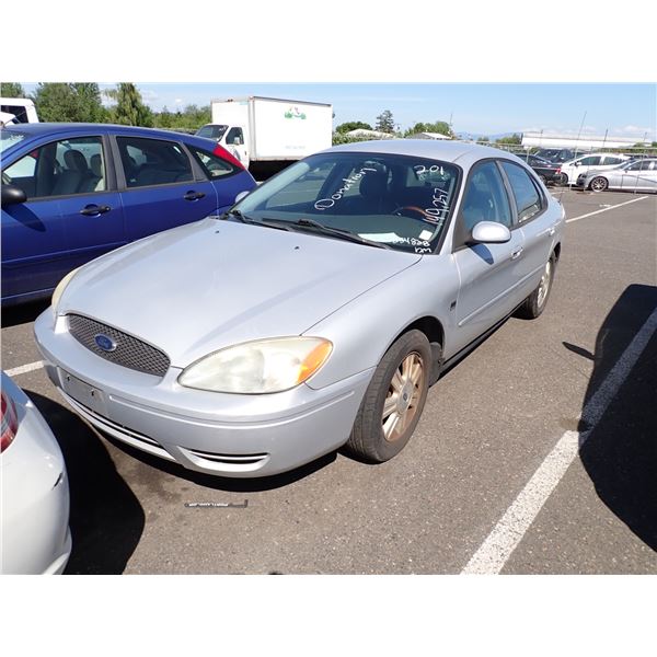 2005 Ford Taurus