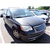 Image 2 : 2012 Chrysler Town and Country