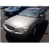 Image 1 : 2002 Ford Taurus
