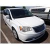 Image 2 : 2014 Chrysler Town and Country