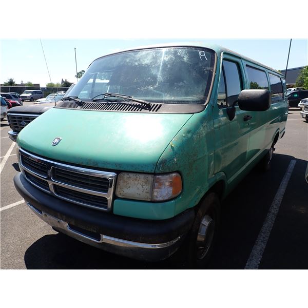 1996 Dodge Ram Wagon