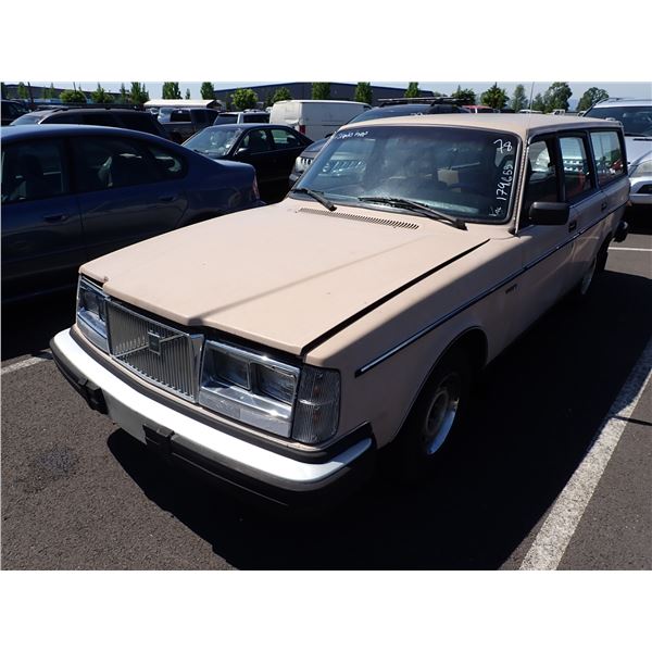 1985 Volvo 245