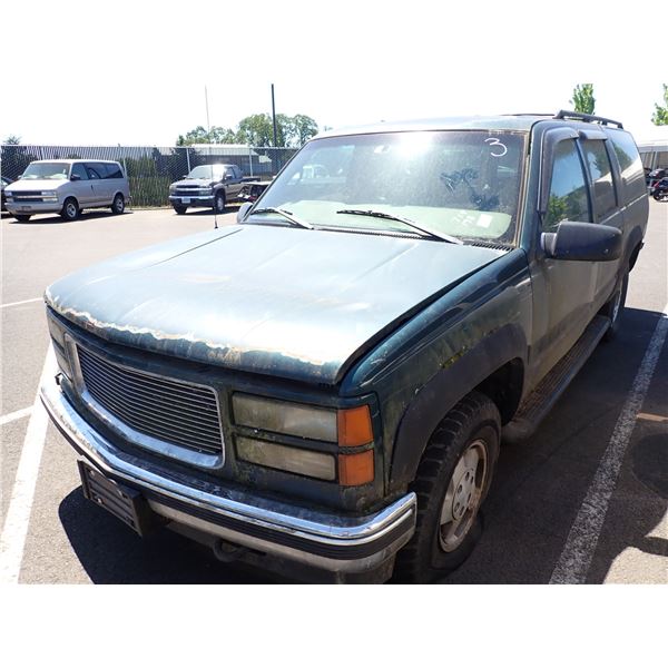 1999 GMC Suburban