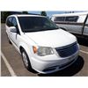 Image 2 : 2014 Chrysler Town and Country