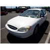 Image 1 : 2002 Ford Taurus