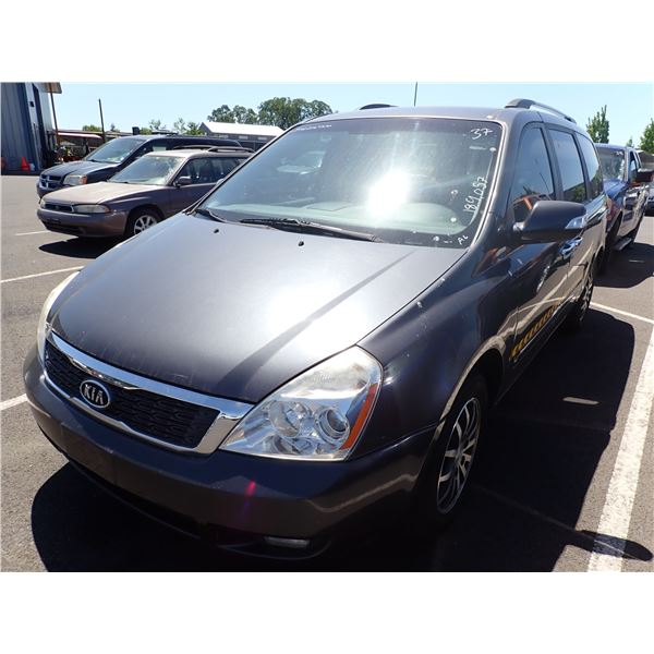 2012 Kia Sedona