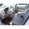 Image 5 : 2010 Ford Escape