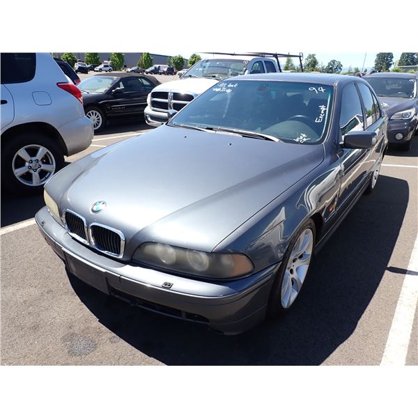 2001 BMW 530i
