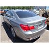 Image 4 : 2012 BMW 740i