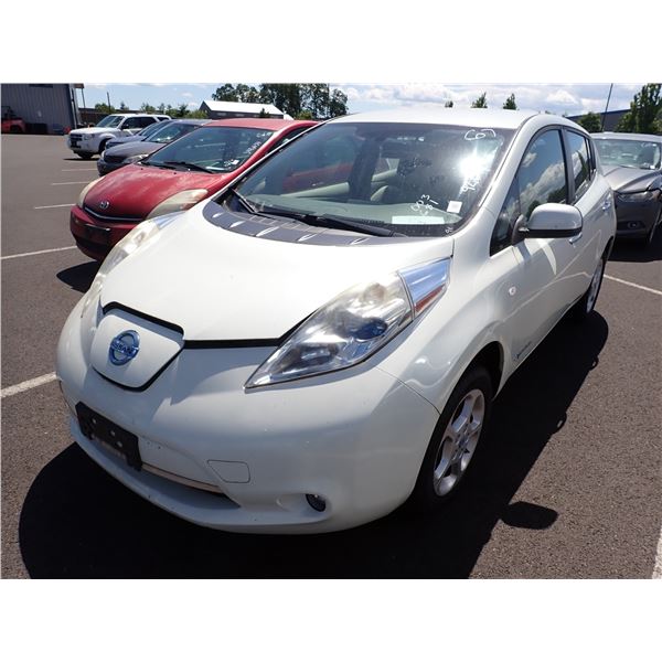 2011 Nissan LEAF