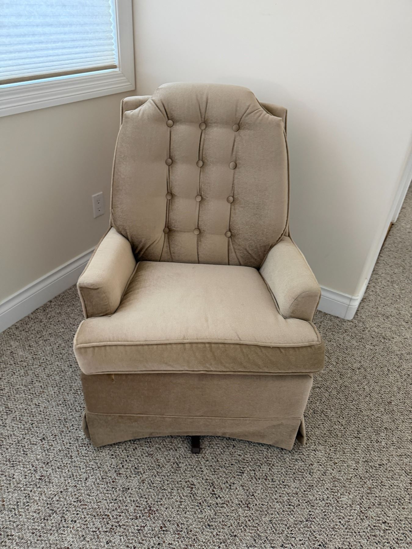 Mennonite Swivel Rocker Swivel rocker