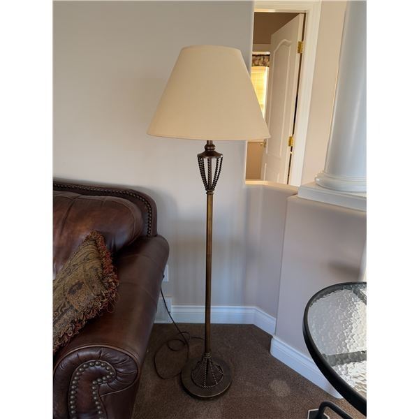 Floor lamp