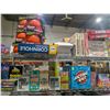 Image 2 : LARGE LOT OF ASSORTED FAMILY BOARD GAMES