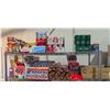 Image 2 : LARGE LOT OF CHOCOLATES INCLUDES REESES, KINDER