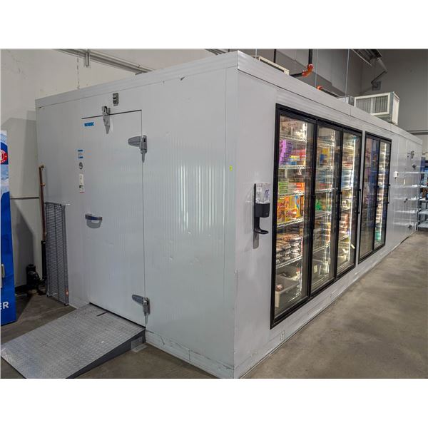 NORBEC WALK IN FREEZER WITH 5 GLASS DOORS &