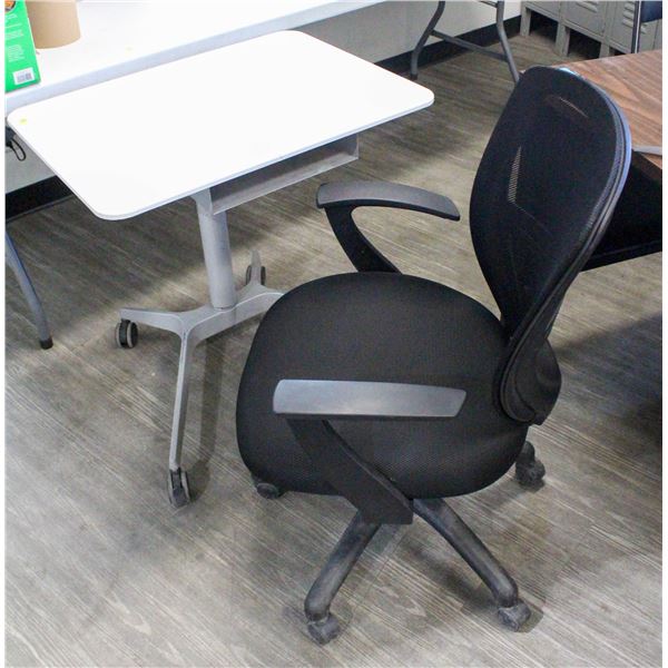 HEIGHT ADJUSTABLE ROLLING TABLE