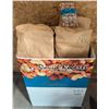 Image 1 : LARGE LOT OF WALNUTS