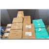 Image 2 : LARGE LOT OF CANDIES, CHOCOLATES AND FRUIT SNACKS