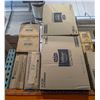 Image 2 : LARGE LOT OF TOILET PAPER, CAT LITTER AND CLEANING