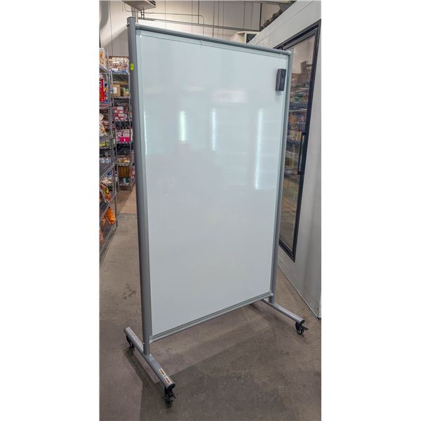 ROLLING WHITEBOARD