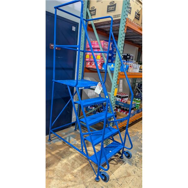 BLUE PORTABLE STAIRCASE