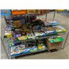 Image 3 : LARGE LOT OF CRAYOLA PRODUCTS INCLUDES WASHABLE