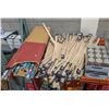 Image 2 : LARGE LOT OF CHRISTMAS WRAPPING, MASON JARS,