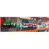 Image 1 : LARGE LOT OF POP INCLUDES CANADA DRY, SPRITE,