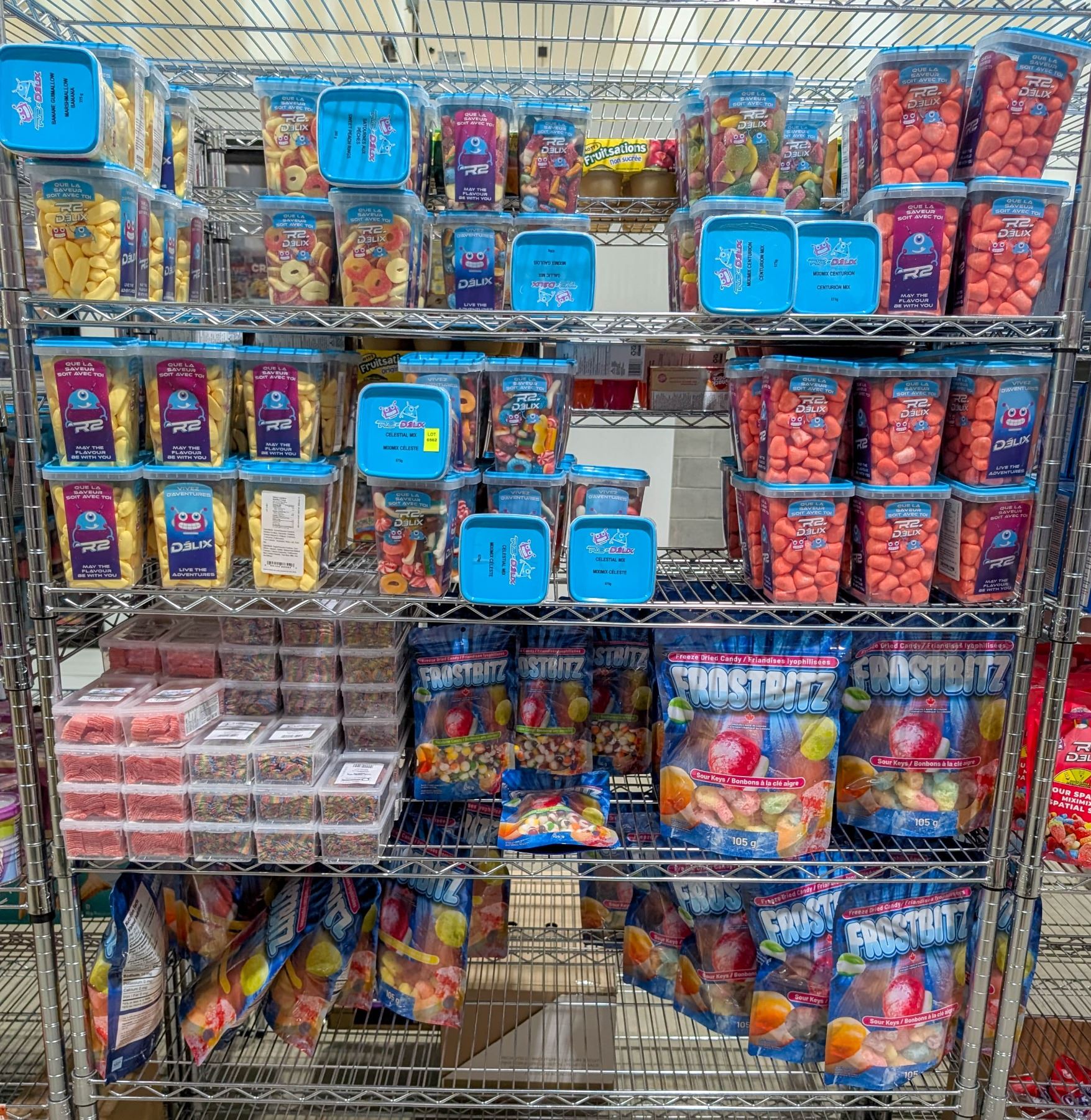 Confiseries R2 Delix LARGE LOT OF CANDIES INCLUDES R2 DELIX, FROSTBITZ