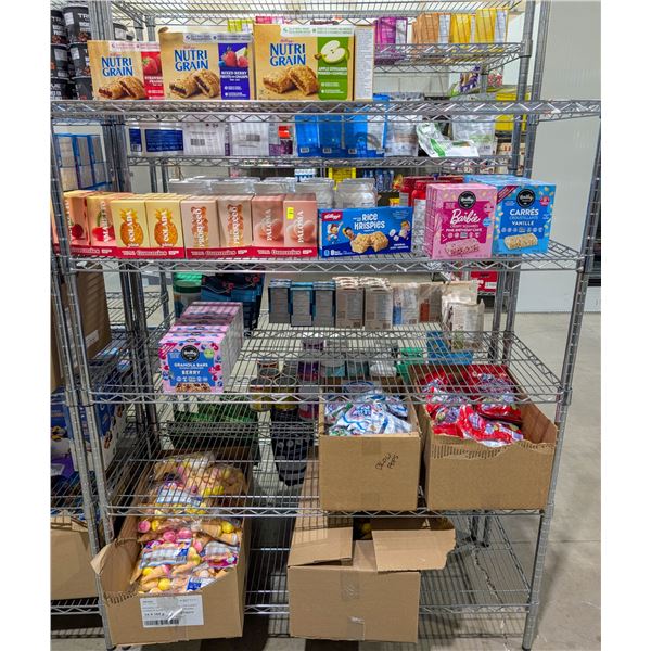 LARGE LOT OF GRANOLA BARS AND CANDIES INCLUDES