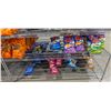 Image 3 : LARGE LOT OF CHIPS INCLUDES COMPLIMENTS, TAKIS,