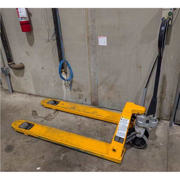 ULINE MULTI DIRECTIONAL PALLET JACK 5,500LB CAP