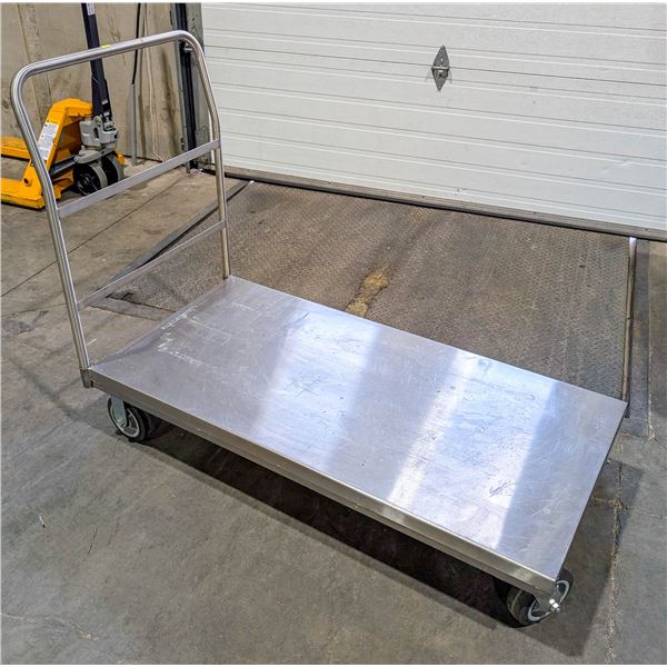 STEEL INDUSTRIAL INVENTORY CART ON CASTORS