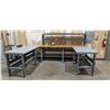Image 1 : SHIPPERS DESK INCLUDES 3 TABLES