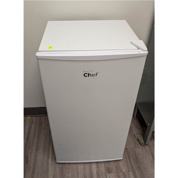 MASTERCHEF MINI FRIDGE
