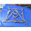 Image 4 : 3 Vintage Body Grip Traps # 330 (Conibear) - Approx. 12" Square